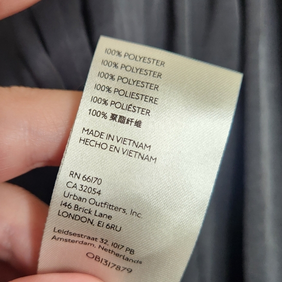 Free People Black Bea Tassel Sleeveless Romper Shiny Sz Medium Open Back - Picture 9 of 9